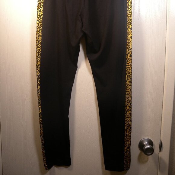DEREK HEART BLACK & GOLD LEGGINGS Size: 1X - Picture 13 of 16